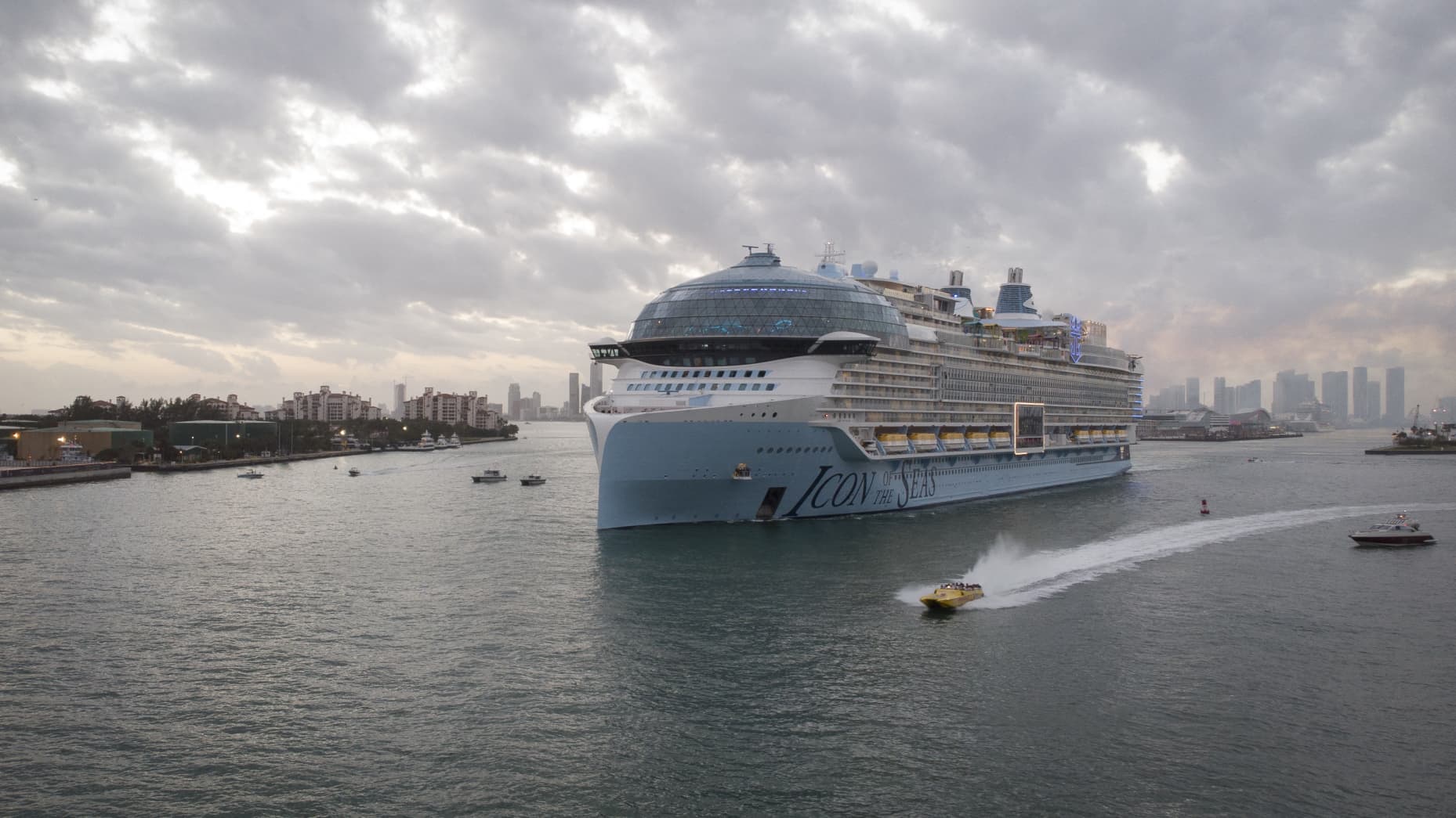 TOPSHOT - Royal Caribbean's "Icon of the Seas," billed as the world's largest cruise ship, sails from the Port of Miami in Miami, Florida, on its maiden cruise, January 27, 2024. (Photo by Marco BELLO / AFP) (Photo by MARCO BELLO/AFP via Getty Images)